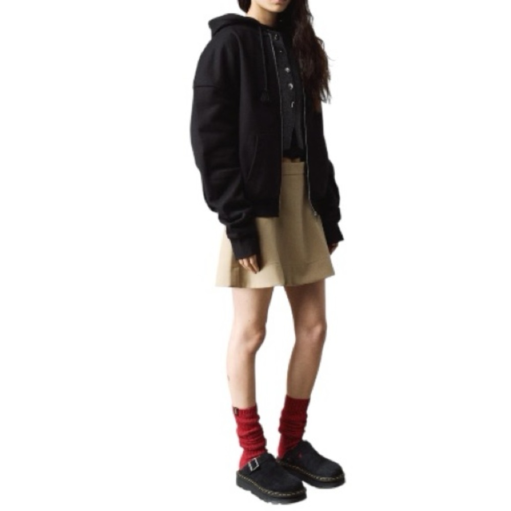 Dr. Martens Carlson Slingback Mule - Black
9 - Picture 4 of 13